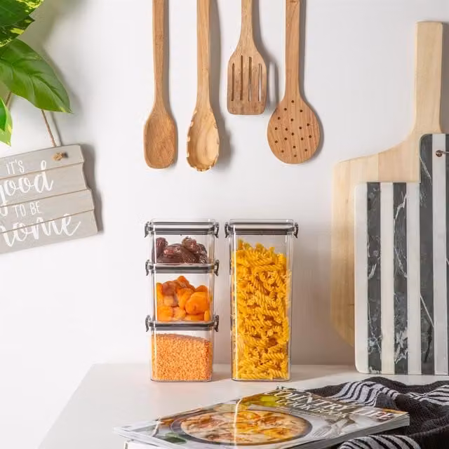 Argon Tableware 4-Piece Airtight and Leakproof Food Storage Container Set in Black and Transparent Plastic