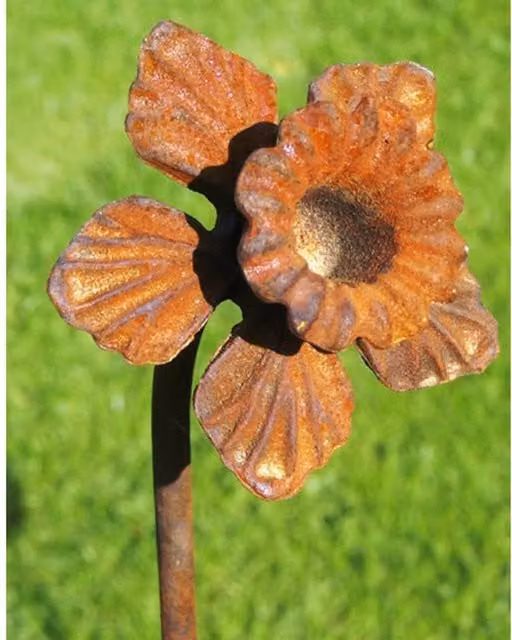 Poppyforge Pack of 3 Daffodil Metal Plant Stakes in Bronze and Brown, Height: 120 cm