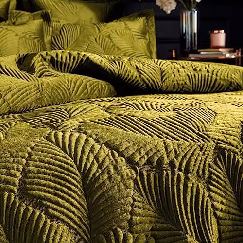 Paoletti Palmeria Green Velvet Quilted Duvet Cover and Pillowcase Set, W: 180 cm, H: 200 cm – 2