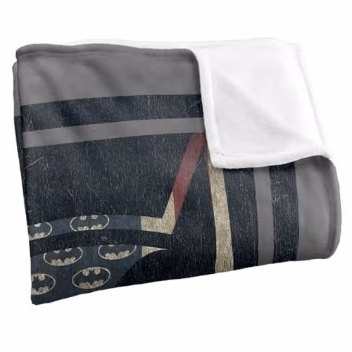 Warner Bros. Batman Silky Touch Super Soft Fleece Throw Blanket, Multicolour – 2