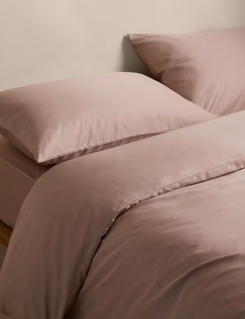 M&S Egyptian Cotton 400 Thread Count Mako Satin Bedding Set with Duvet Cover and Pillowcases, Pink, 200 x 200 cm