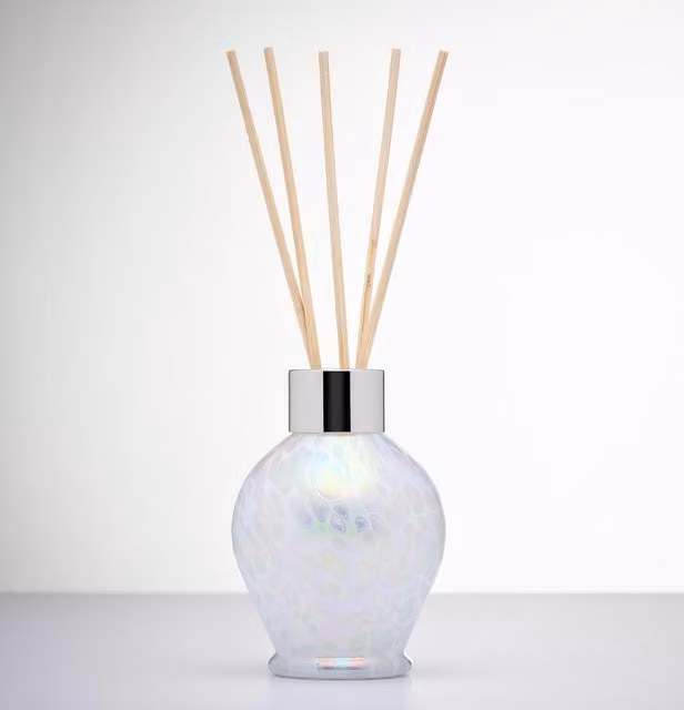 Sienna Glass Classic White Refillable Reed Diffuser