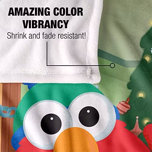 LOGOVISION Sesame Street Furry Friends Forever Elmo Christmas Tree Super Soft Fleece Throw Blanket, W/D/H: 152 x 127 x 1 cm, White and Multicolour – 3