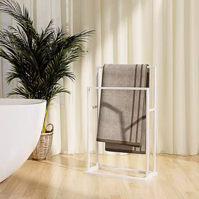 Berkfield Home Freestanding Metal Towel Rack in White, W/D/H: 48 x 24 x 78.5 cm – 1
