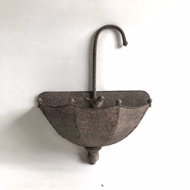 Minster Stylish Living Ltd Antique Brown Decorative Wall Planter in Metal and Glass, W: 29 cm, D: 15 cm, H: 35 cm