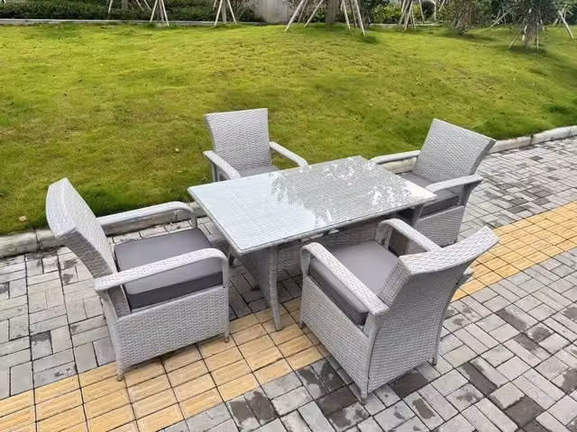 Fimous Rattan Garden Furniture Set with Rectangular Glass Table and 4 Chairs in Light Grey