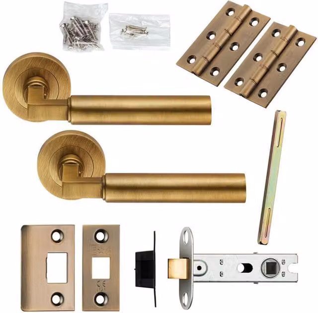 Loops Antique Brass Door Handle and Latch Pack with Straight Round Bar and Round Rose – 1