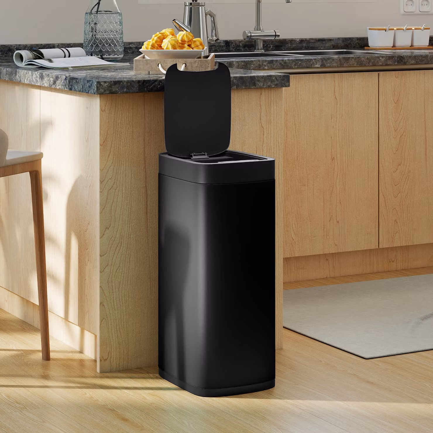 HOMCOM 50L Automatic Sensor Bin with Manual Override in Black – 7