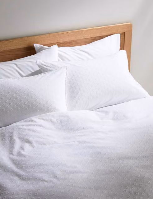 M&S Pure Cotton Dotted Pom Pom Bedding Set, White, W: 180 cm, L: 200 cm