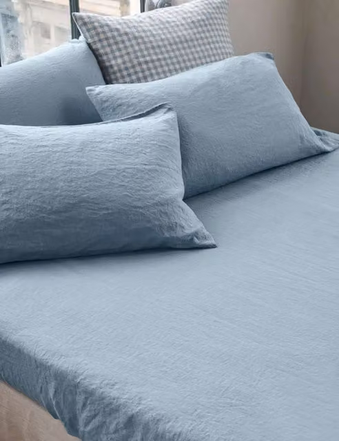 Piglet In Bed Linen Rich Fitted Sheet, Light Blue, W/D/H: 140 x 200 cm