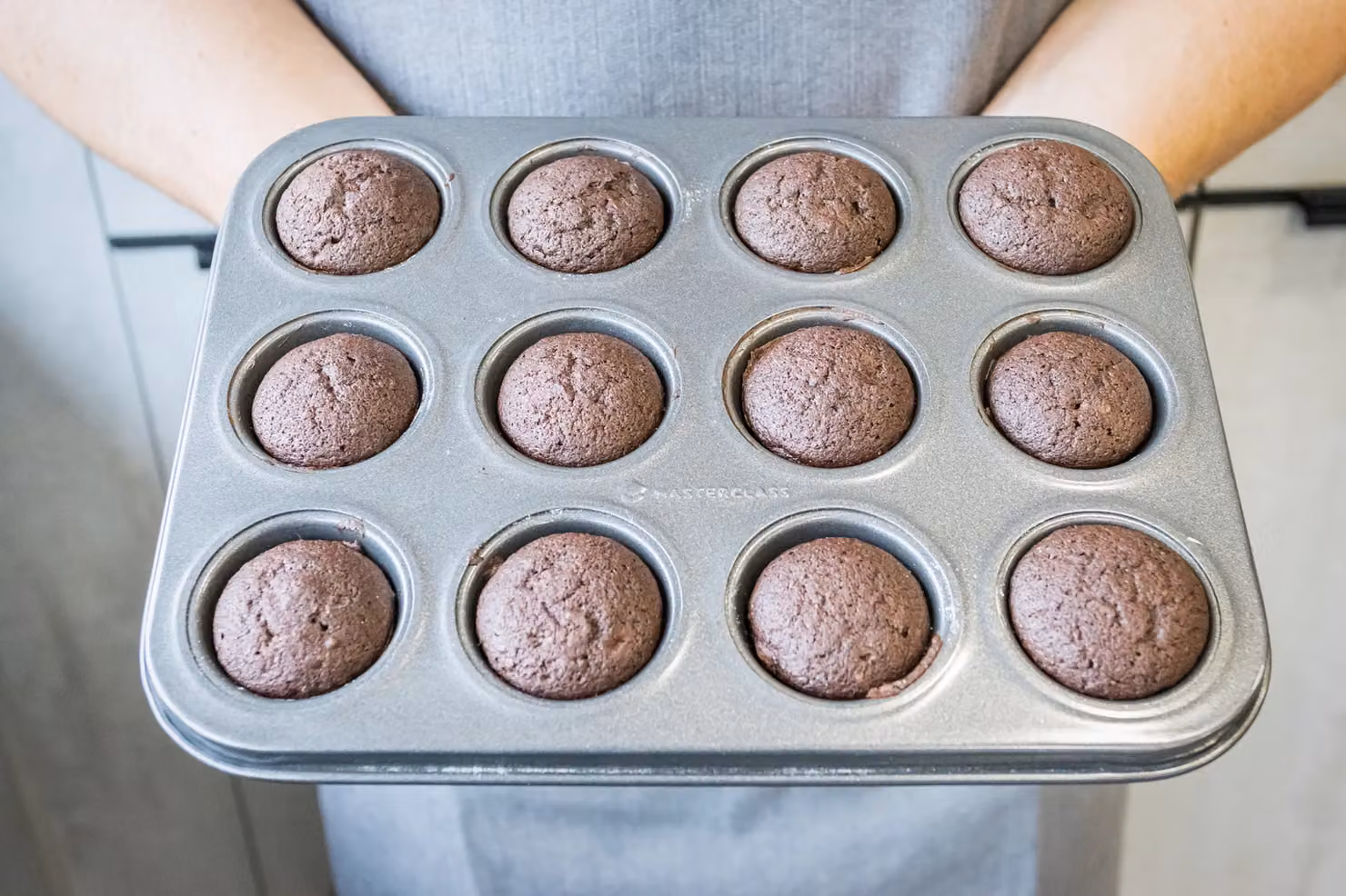 MasterClass Non-Stick Carbon Steel 12 Hole Mini Muffin Tray, Grey, W: 26 cm x D: 20 cm – 6