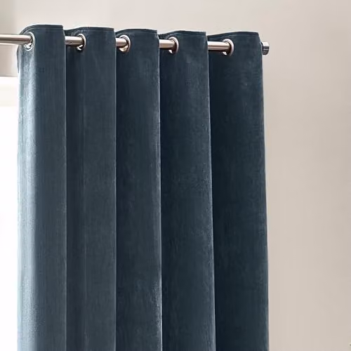 Riva Home Blue Chenille Velvet Eyelet Curtains, H 229 cm x W 229 cm – 3