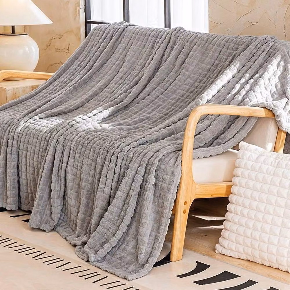 PAWNORA Grey Striped Fleece Soft Sofa Bed Blanket, W: 180 cm, L: 200 cm – 3