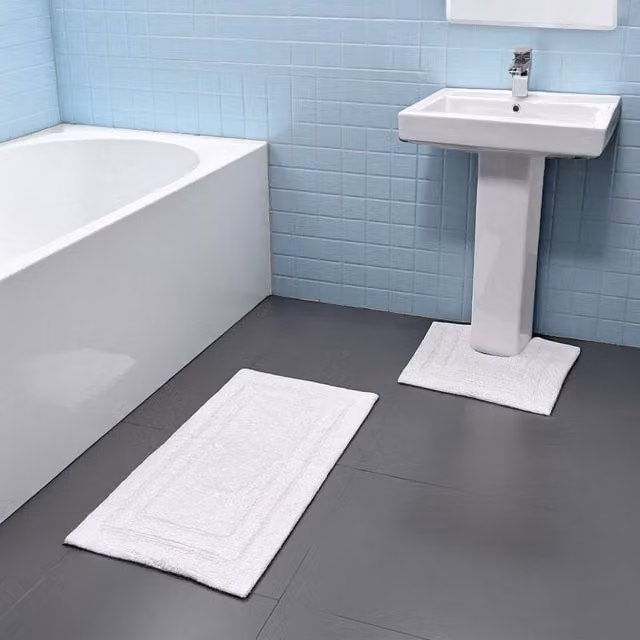 Showerdrape Pinnacle 2 Piece Cotton Bath Mat Set in White
