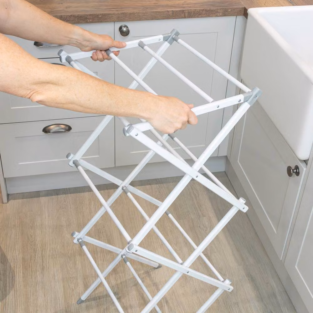 JVL Extendable 3 Tier Foldable Concertina Clothes Airer, White – 2