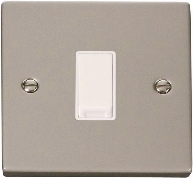 SE HOME White Surface Mounted 1 Gang Intermediate Light Switch