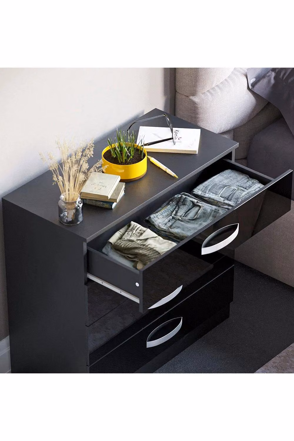 Vida Designs Hulio 4 Drawer Chest of Drawers in Black – 3