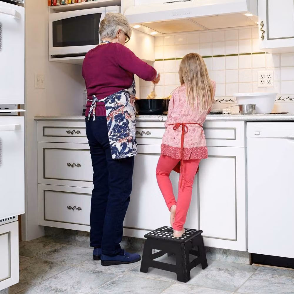 Keplin Heavy Duty Folding Step Stool, Non-Slip Portable Plastic Footstool in Black – 7