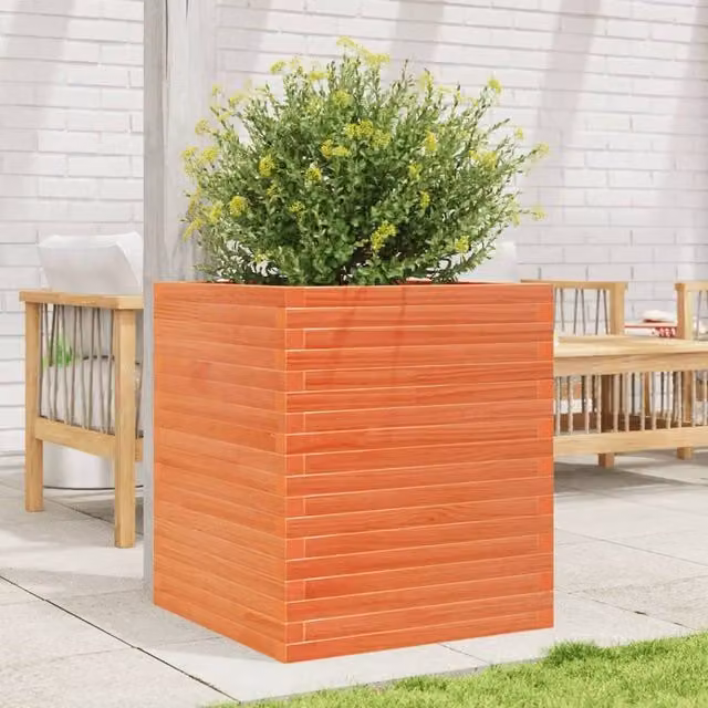 Berkfield Home Beautiful Garden Planter in Brown Solid Wood, W/D/H: 60 x 60 x 68.5 cm