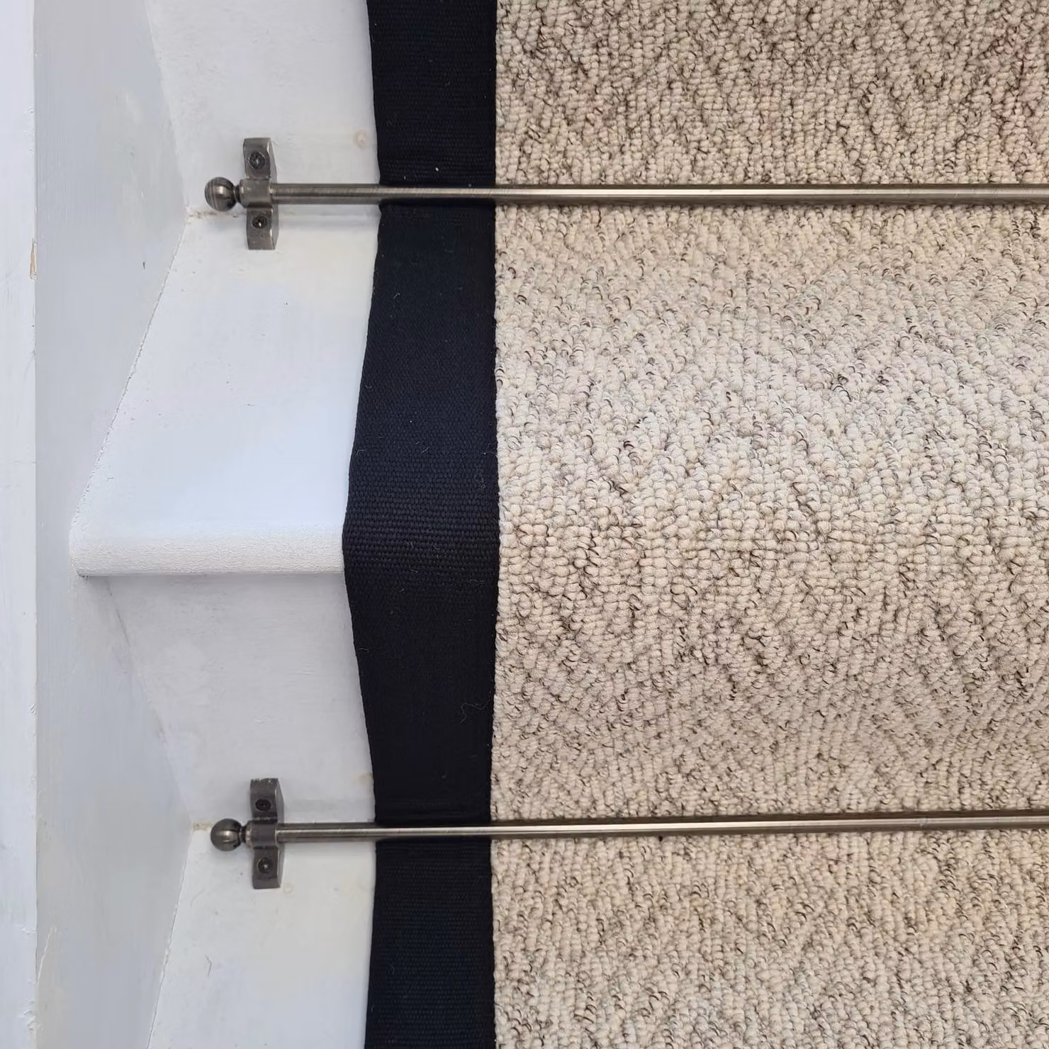 RainbowHome Herringbone Berber Beige Stair Runner with Black Cotton Border, W: 70 cm x L: 700 cm – 1