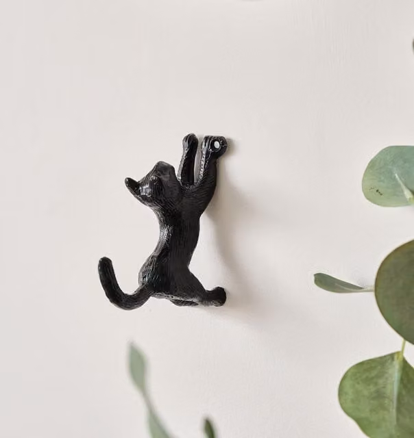 Melody Maison Matte Black Metal Cat Wall Hook