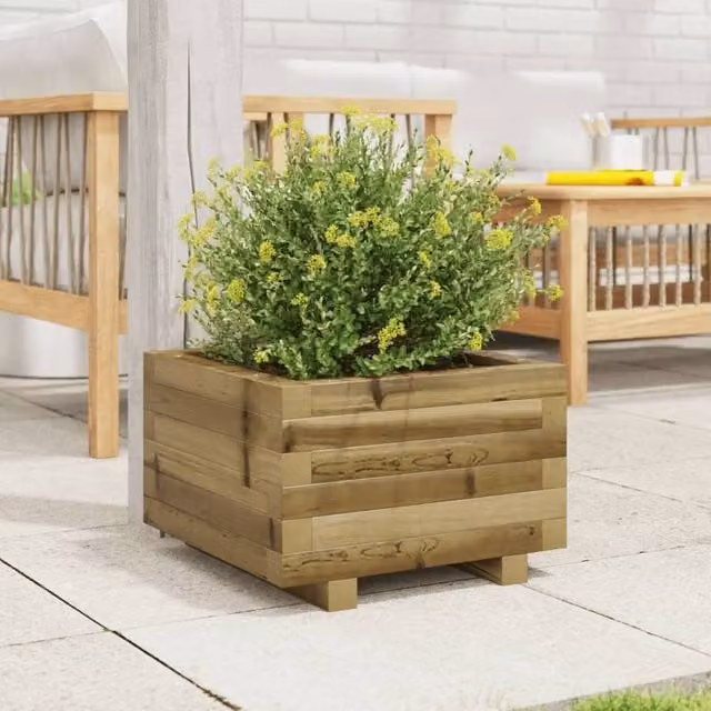 Berkfield Home Decorative Garden Planter, Brown Impregnated Pine Wood, W: 40 cm, D: 40 cm, H: 26.5 cm