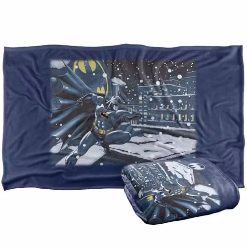 Warner Bros. Batman Christmas Silent Knight Super Soft Fleece Throw Blanket for Children, Multicolour, W: 91.44 cm x D: 91.44 cm x H: 147 cm