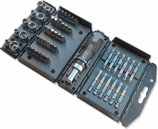 Lumberjack 53 Piece S2 Hardened Steel Screwdriver Socket Ratchet Bit Set, Grey
