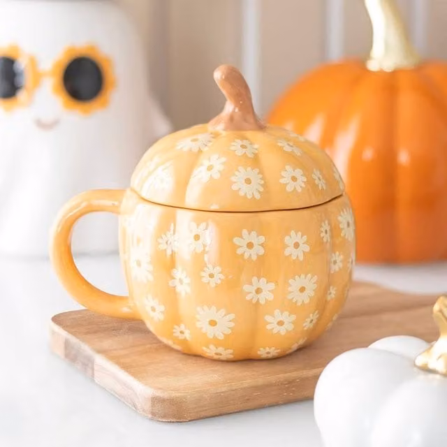 Uniqueful Groovy Floral Pumpkin Lidded Ceramic Mug in Orange, 500 ml – 1