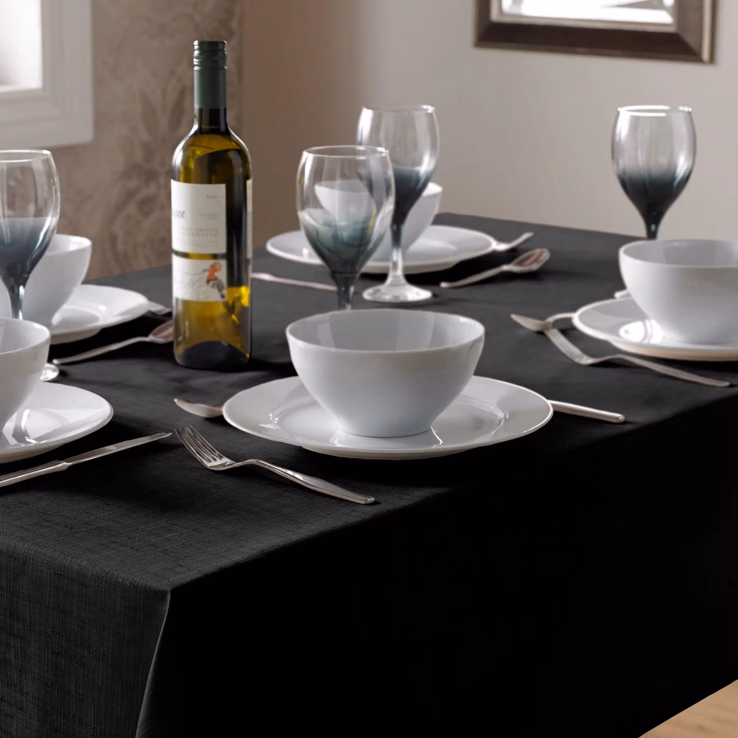 Luxury Living Easy-Care Linen-Look Rectangular Tablecloth in Black, W: 150 cm, L: 230 cm – 2