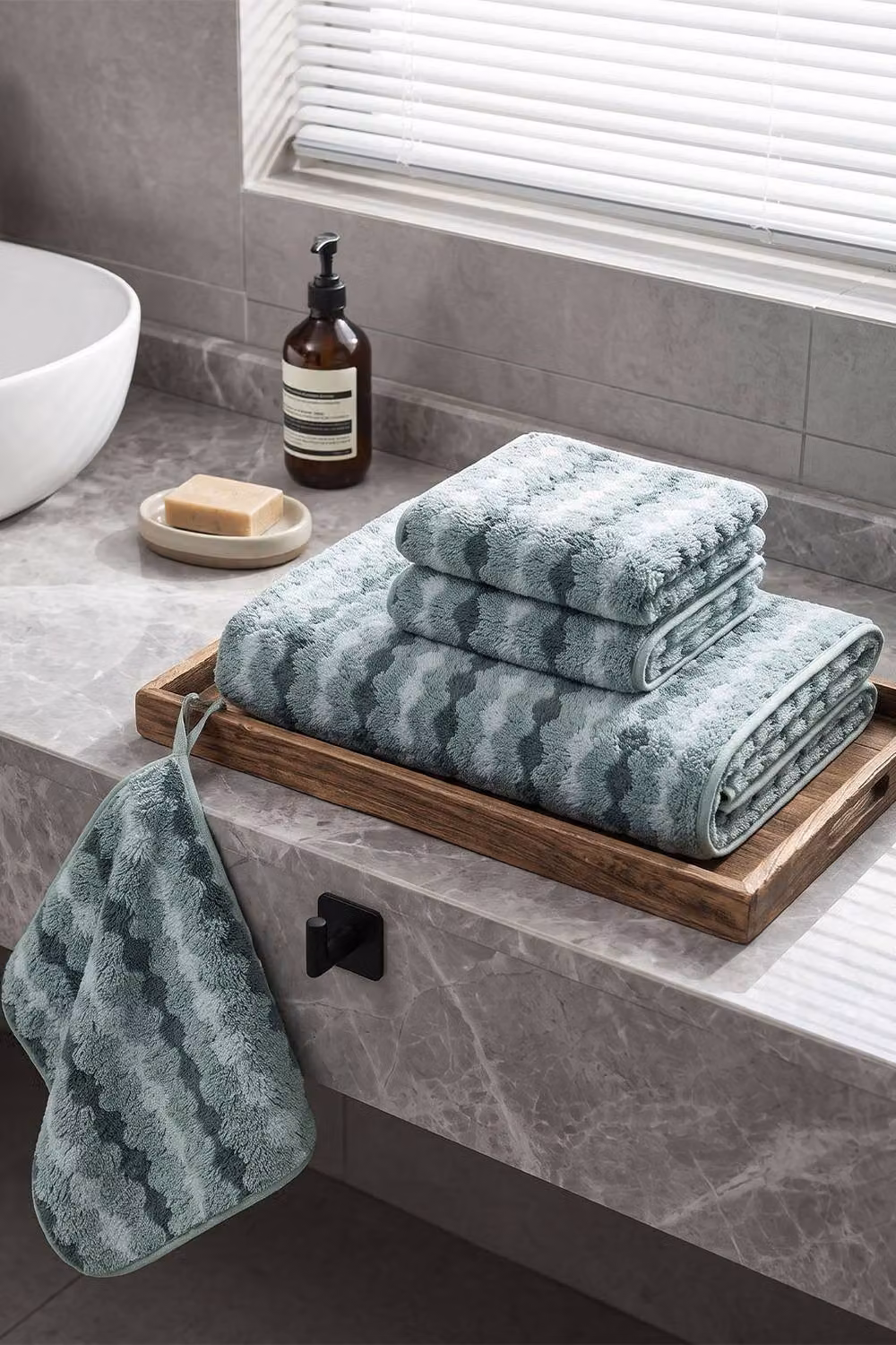 Living and Home Soft 4-Piece Striped Green Microfibre and Terry Towel Set – 2