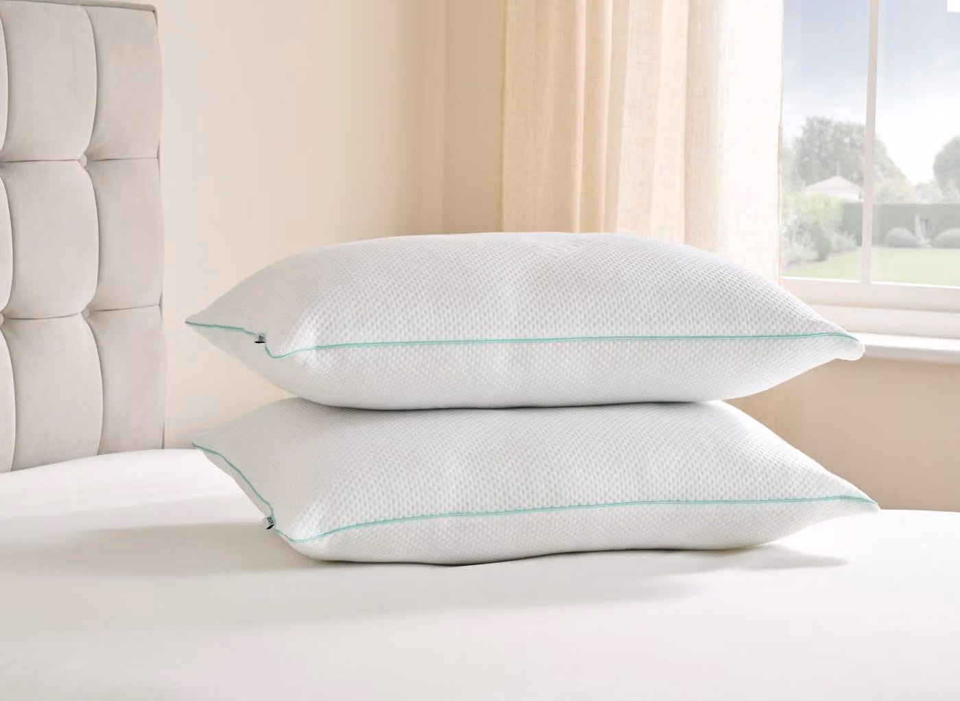 Silentnight SleepResponse Breatheasy Antibacterial Allergy Friendly Pillow Pair in White