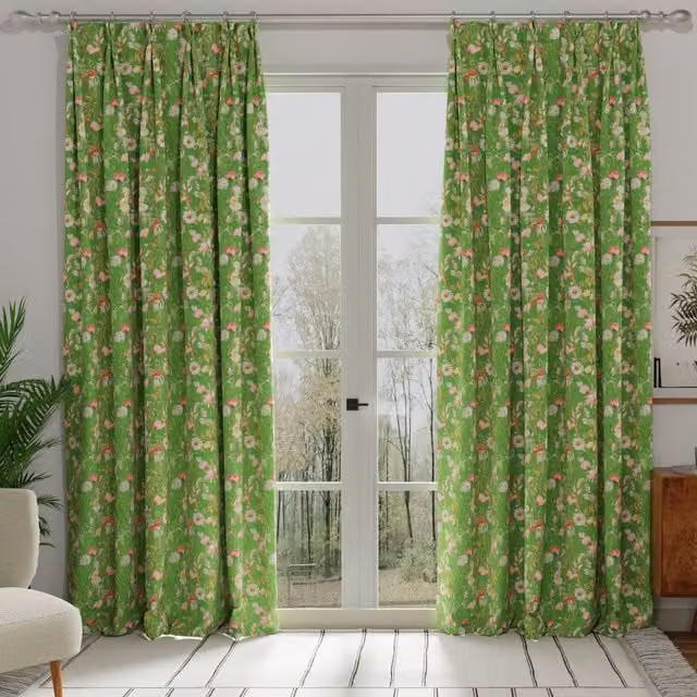 Linda Barker Alda Made to Measure Blackout Floral Cotton Curtain Panel in Green