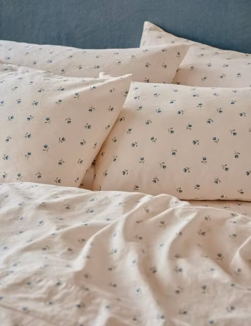 Piglet In Bed 2 Pack Blue Mix Posy Bud Linen Rich Floral Pillowcases
