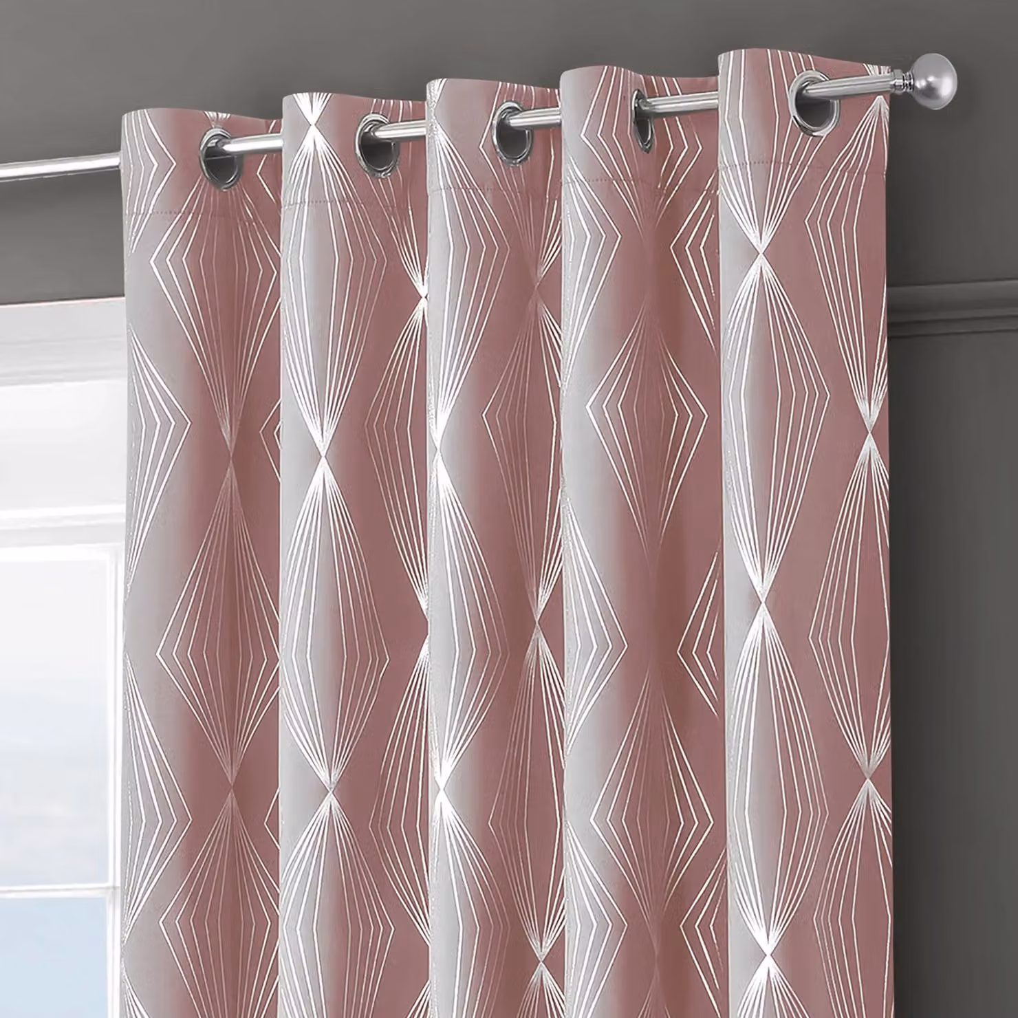 Velosso Onyx Thermal Blackout Eyelet Curtains in Pink, Width: 117 cm, Drop: 183 cm
