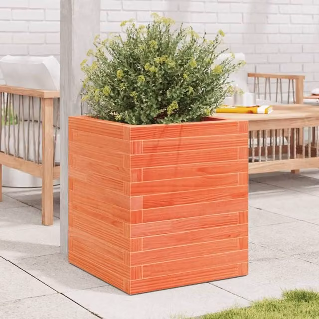 Berkfield Home Decorative Garden Planter in Wax Brown Solid Wood, W/D/H: 40 x 40 x 46 cm