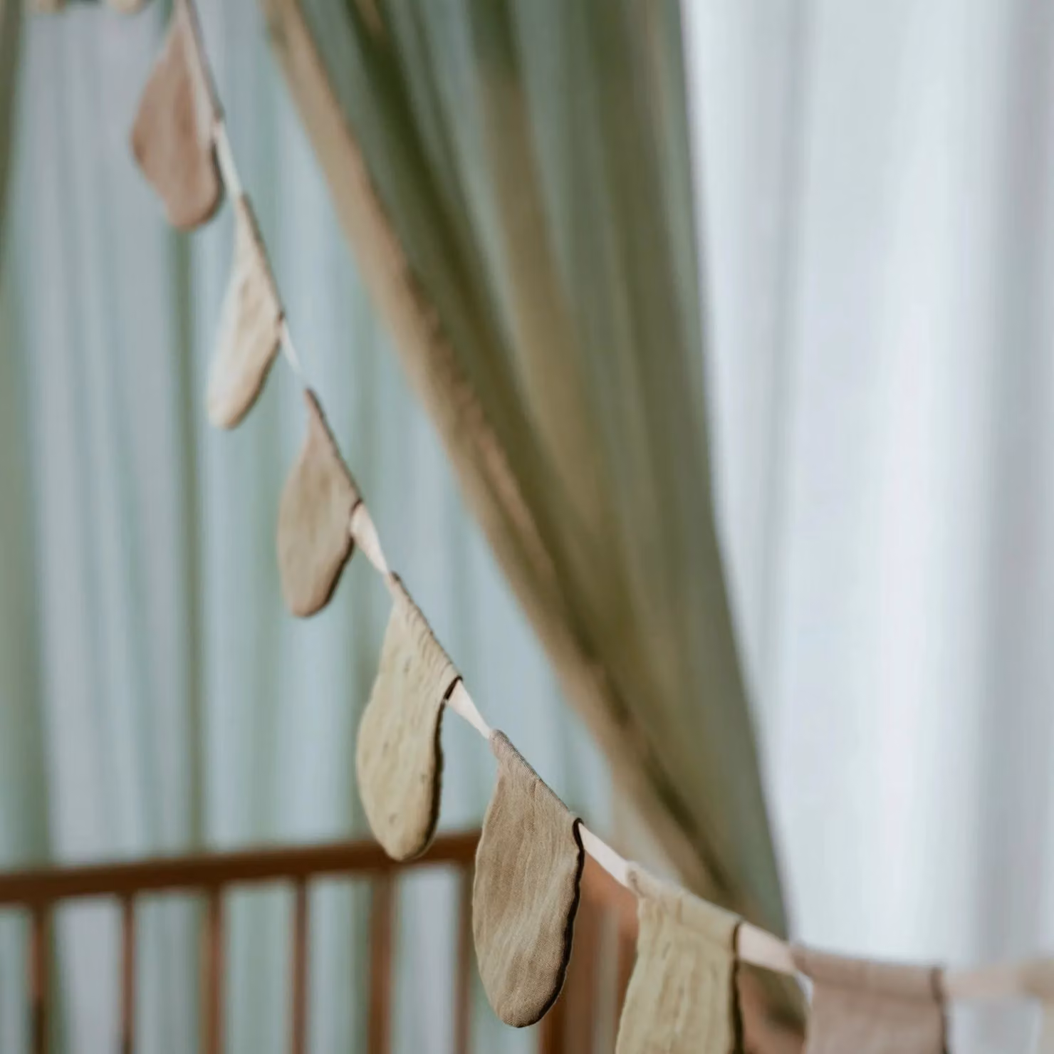Little Dutch Garland Pennant in Green with Floral and Leaf Designs – 2