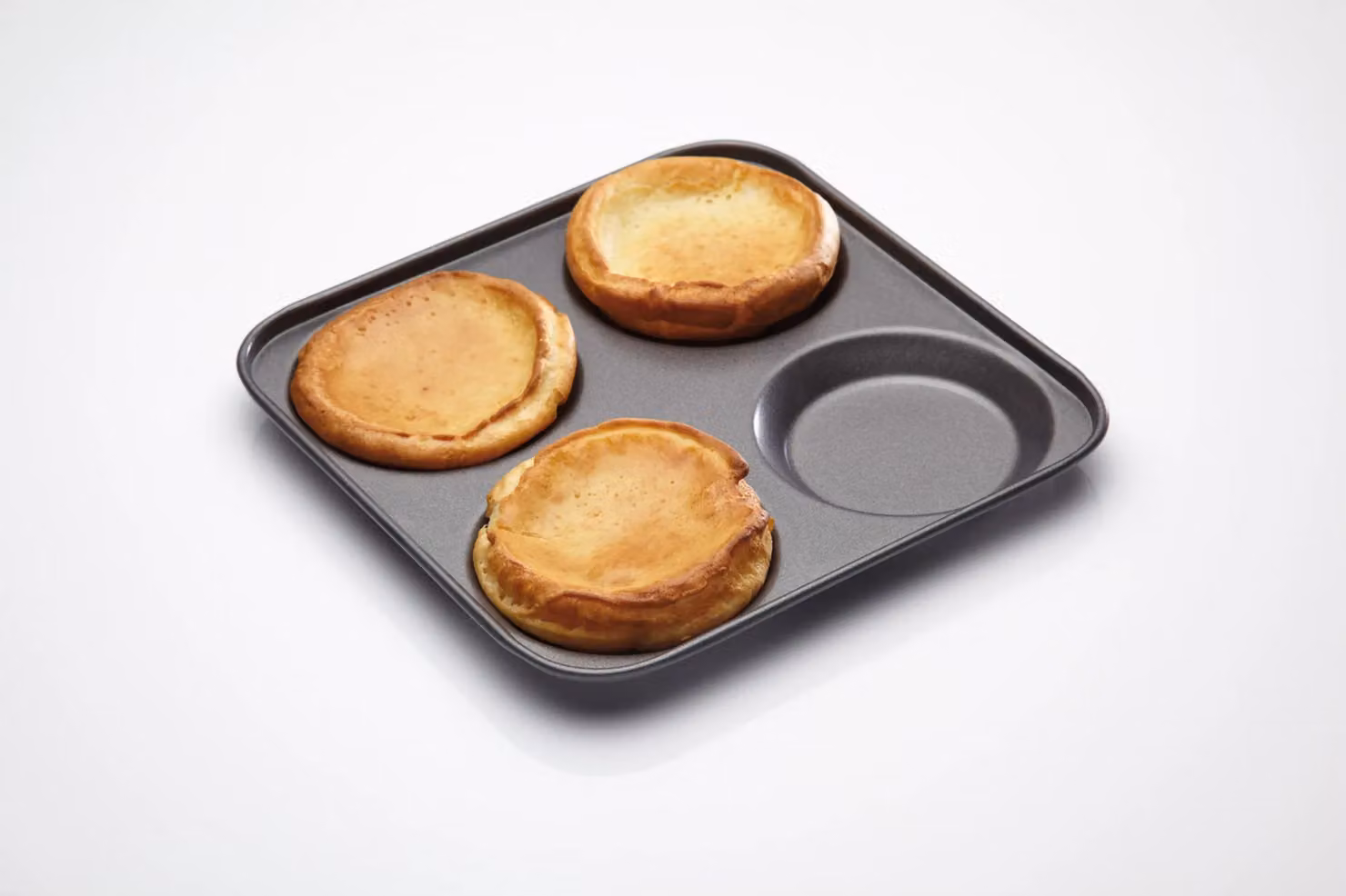 MasterClass Non-Stick 4 Hole Yorkshire Pudding Pan in Grey or Silver – 2
