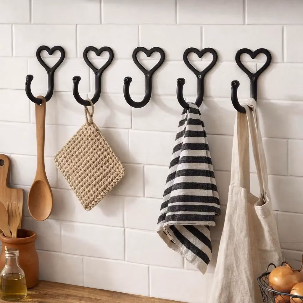 Marco Paul Set of 5 Black Metal Wall Mounted Love Heart Coat Rack and Hooks – 4