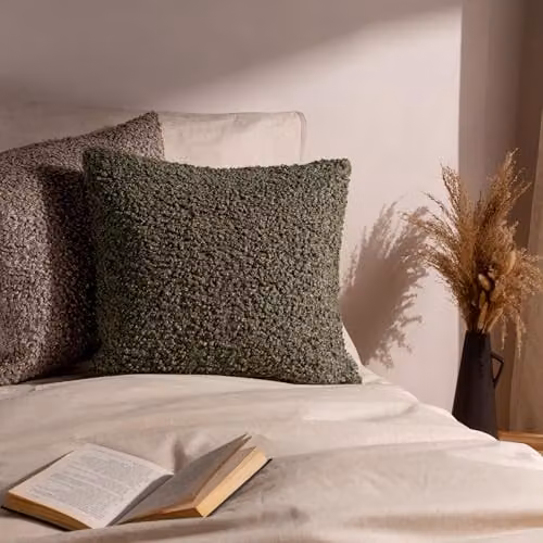 Riva Home Autumn Square Cotton and Polyester Cushion in Beige and Green, W/D/H: 45 x 45 x 45 cm – 3