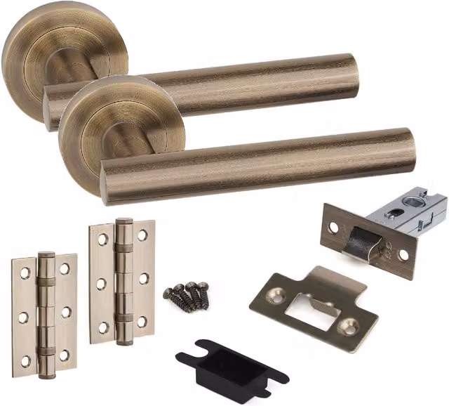 Golden Grace T-Bar Door Handle on Round Rose Internal Set in Chrome