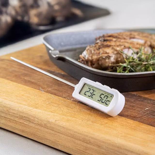 KitchenCraft Electronic Digital Thermometer and Timer in Silver and White