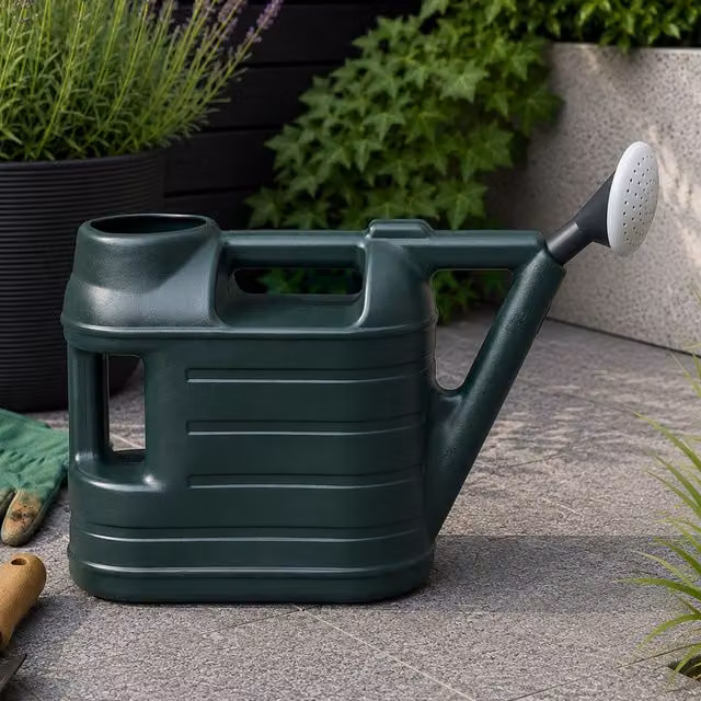 Samuel Alexander 6.5L Ward Garden Watering Can with Rose in Green – 2