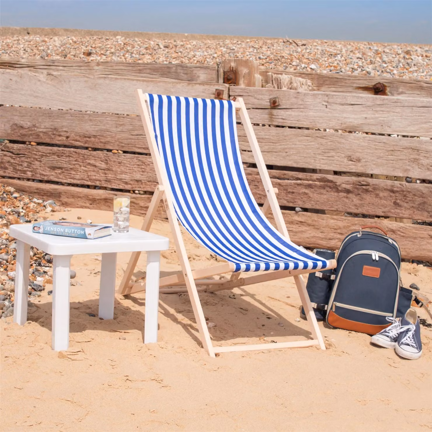 Harbour Housewares Navy Striped Folding Wooden Beech Deck Chairs, Pack of 2 – 3