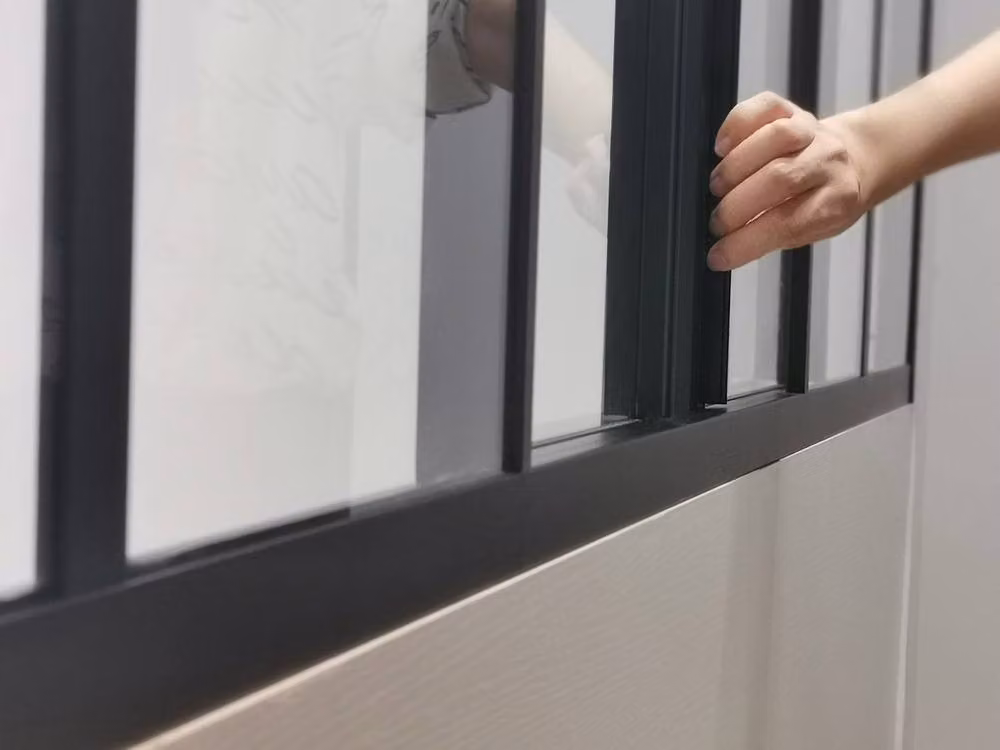Vente-unique Ravena Industrial Sliding Glass Partition, Black Powder-Coated Aluminium, W: 120 cm, H: 130 cm – 3