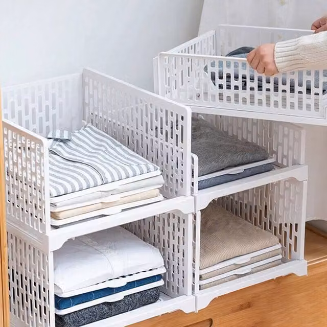 KORVIXA White Plastic Clothes Closet Organiser Basket, W/D/H: 44 x 28 x 24.5 cm – 1