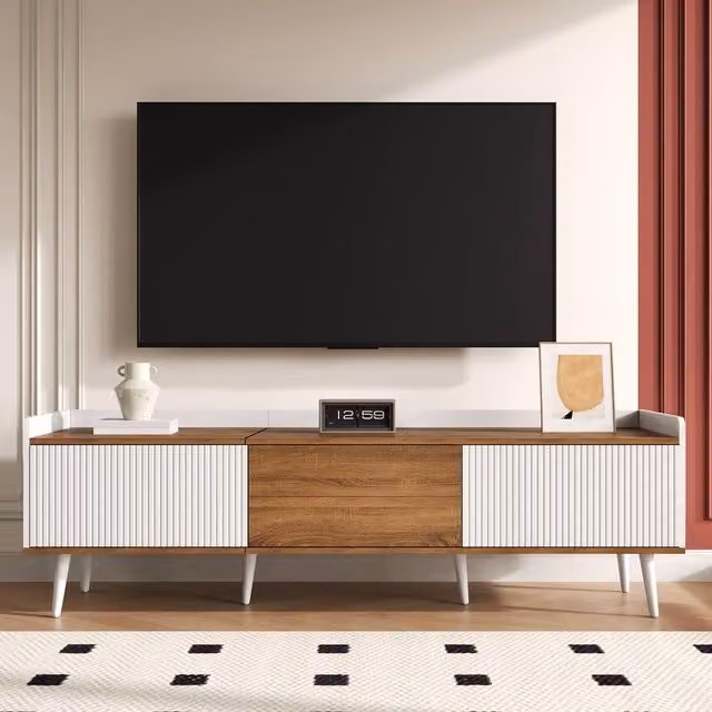 ModernLuxe White TV Cabinet Lowboard with 3 Doors and Media Storage, W/D/H: 126.0 x 39.0 x 39.0 cm