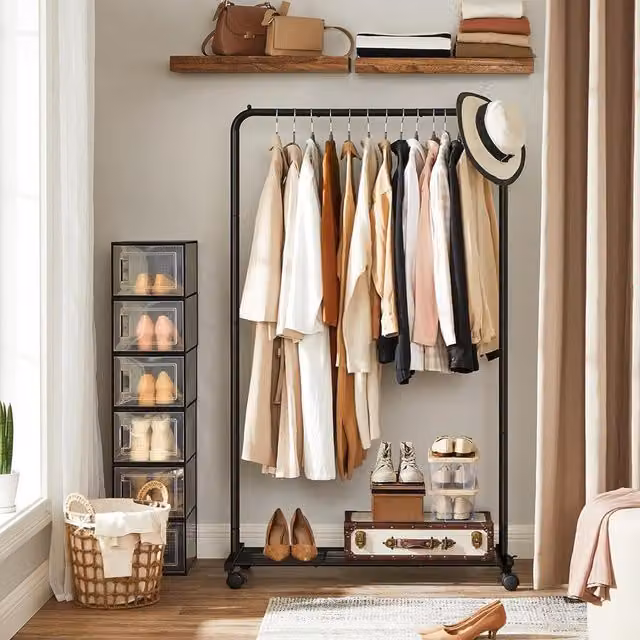 SONGMICS Clothes Rail with Storage Shelf and Lockable Wheels in Black, H 158 x W 40.5 x D 40 x H 40.5 cm