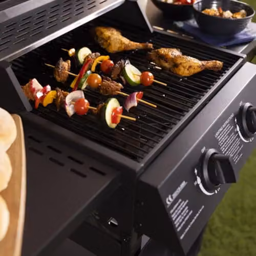 Charles Bentley 2 Burner Gas BBQ Grill in Steel, Silver and Black, 7.2kW, W: 101 cm, D: 96.5 cm – 2