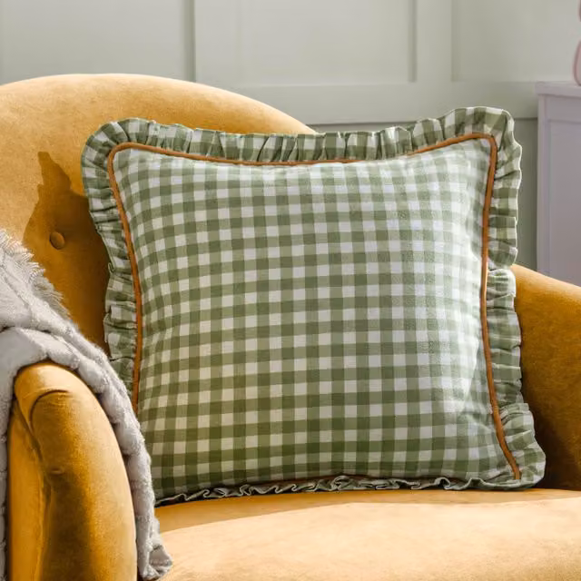 Riva Home Maude Gingham Cotton Piped Cushion, Green, W/D/H: 45 x 45 x 45 cm – 1